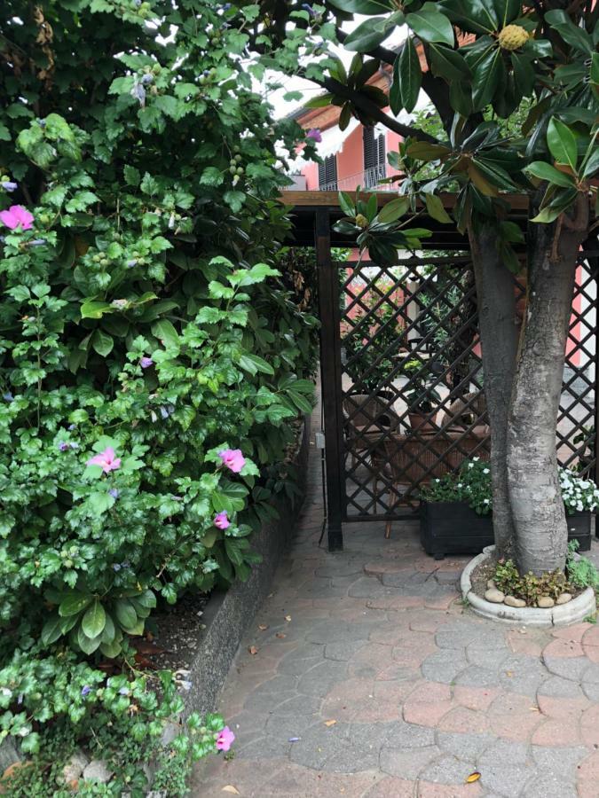 La Porta Nel Giardino Daire Asti Dış mekan fotoğraf